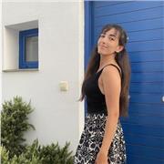 Doy clases de francés o repaso general para primaria y secundaria. También puedo hacer trabajos de canguro